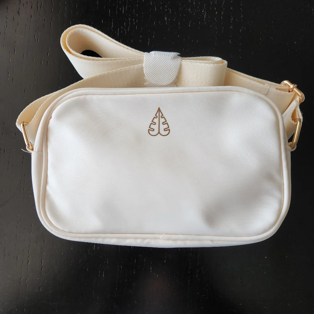 Biossance Crossbody Bag(s) - Picture 5 of 9
